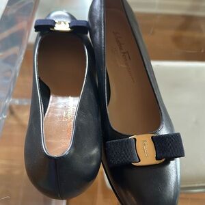New Salvatore Ferragamo navy shoes